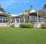 Akarana Beach House  Jervis Bay Rentals - Accommodation Redcliffe