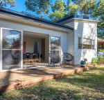 Acacia on Orion  Jervis Bay Rentals - Accommodation Redcliffe
