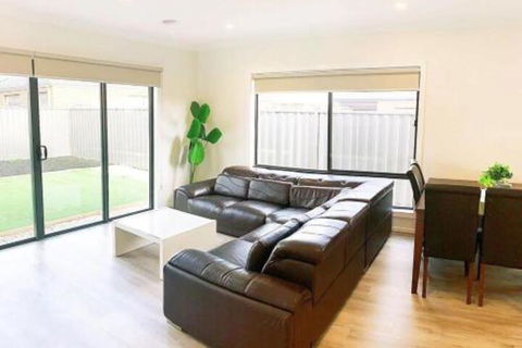 Comfortable 4BR 2Bath House Tarneit Melbourne???? - Accommodation Redcliffe 6
