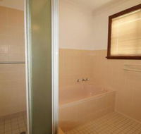 Amzaz 15 Korogora Street - Accommodation Redcliffe