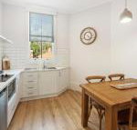 Little Hopwood Apartments No2 - Accommodation Redcliffe