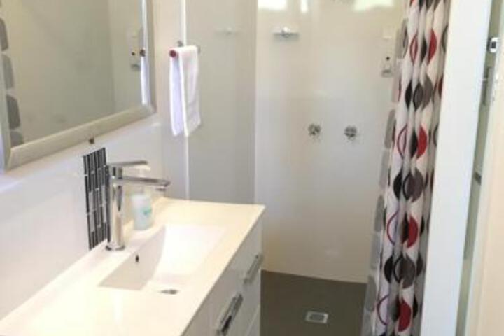 Aratula QLD Accommodation Redcliffe
