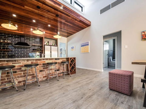 Luxury On Lewis 6 Lewis Road - Accommodation Redcliffe 6