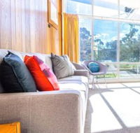 Evergreen on Franklin Family Friendly Wifi Unique - Accommodation Redcliffe
