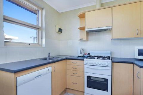 Stylish Comfortable 2 Bdrm Glenelg North - Accommodation Redcliffe 7