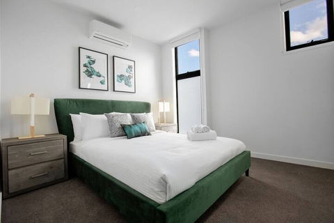 Taste Of Art! Stunning Townhouse Stayatmoonee Ponds - Accommodation Redcliffe 6