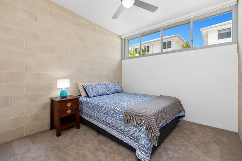 BEACHSIDE HAVEN - Accommodation Redcliffe 6