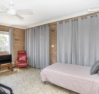 Deering 106 ULLADULLA - Accommodation Redcliffe