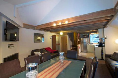 Howmans - Accommodation Redcliffe 2