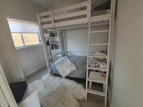 Oakey Creek HV Country Retreat Walk To Wine Tasting - Accommodation Redcliffe 0