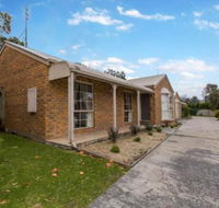 PERFECT on PYMBLE AVE - Accommodation Redcliffe