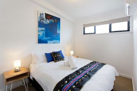 Windows On Pakenham - Accommodation Redcliffe 1