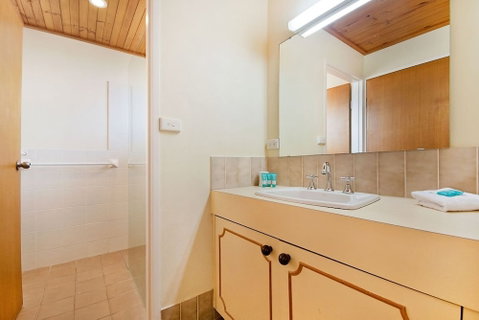 Elsewhere 3 - Accommodation Redcliffe 2