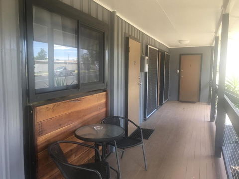 Amble Inn - Accommodation Redcliffe 2