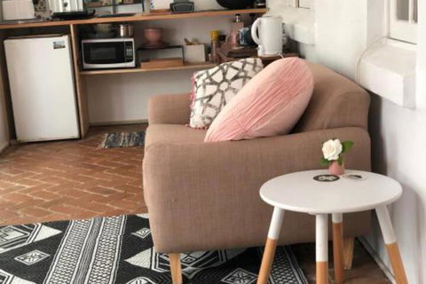 Eumundi Stay ( & Double Person Spa Bath) - Accommodation Redcliffe 1