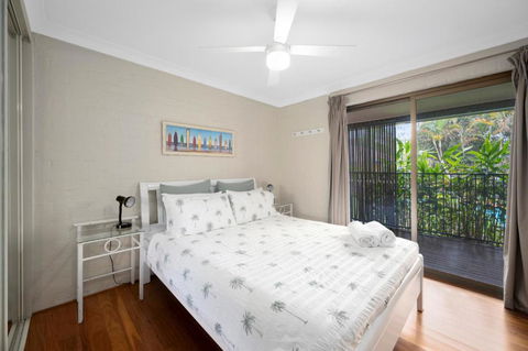 Diggers Beach Surf House - Accommodation Redcliffe 1