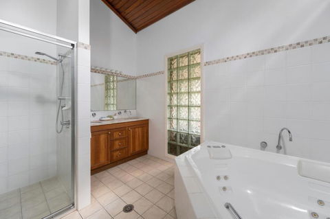 Diggers Beach Surf House - Accommodation Redcliffe 3
