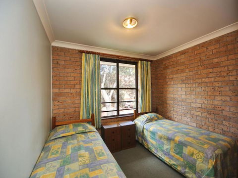 Close To The Main Surf Beach - Accommodation Redcliffe 5