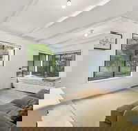 Hidden Escape Free Wifi  Foxtel Surfside PET Friendly - Accommodation Redcliffe