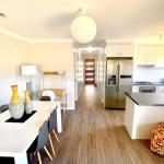 Modern Majestic Everything You Need Private Location - Accommodation Redcliffe 1