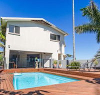 The Richmond Beach Villa - Accommodation Redcliffe