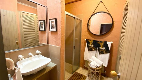 Snowgums 11 - Accommodation Redcliffe 2