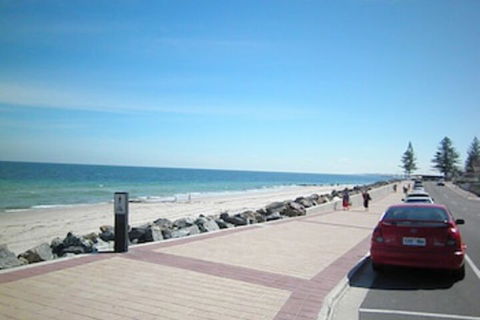 Glenelg Holiday Corporate Accommodation - Accommodation Redcliffe 0