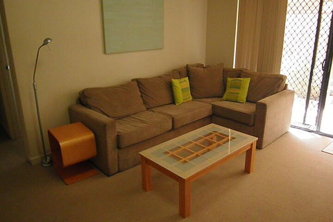 Glenelg Holiday Corporate Accommodation - Accommodation Redcliffe 2