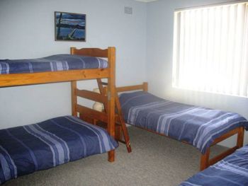 Pacific Court 8 - Accommodation Redcliffe 6