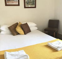Caledonia Hotel - Accommodation Redcliffe