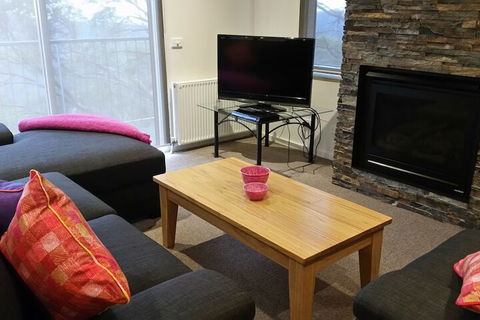 K2 Unit 11 - Accommodation Redcliffe 7