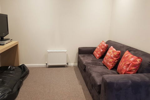 K2 Unit 11 - Accommodation Redcliffe 3