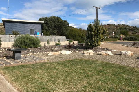 The Dunes Beach House - Accommodation Redcliffe 2