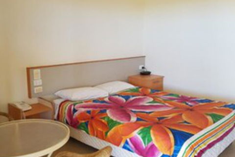 A Country View Motel - Ilbilbie - Accommodation Redcliffe 0