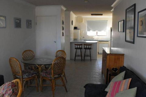 Sunlake Unit 9 82 Little Street Forster - Accommodation Redcliffe 6