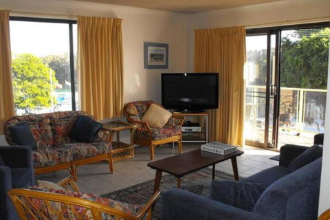 Sunlake Unit 9 82 Little Street Forster - Accommodation Redcliffe 4