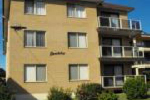 Sunlake Unit 9 82 Little Street Forster - Accommodation Redcliffe 0