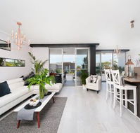 Scandie Haven at Fingal Bay - Accommodation Redcliffe