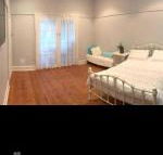 Farm stay on horse property - Accommodation Redcliffe