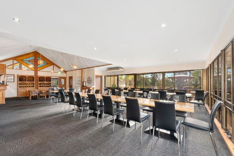 Barmera Country Club Motor Inn - Accommodation Redcliffe 2