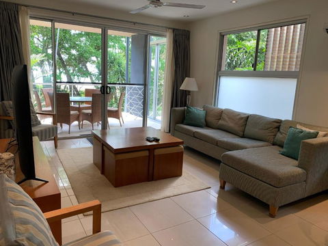 Beach House Apartment 1 - Accommodation Redcliffe 5