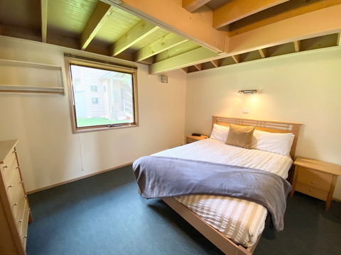 Powderkeg - Accommodation Redcliffe 3