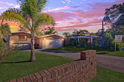 Paradise Beach Apartments - Accommodation Redcliffe 1