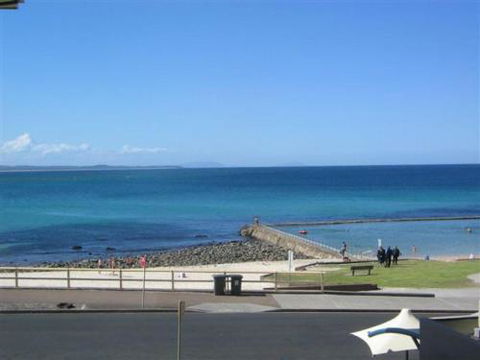 Hibiscus Court Unit 4 24 North St. Forster - Accommodation Redcliffe 2