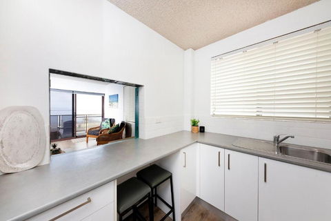 Hibiscus Court Unit 4 24 North St. Forster - Accommodation Redcliffe 1