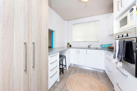 Hibiscus Court Unit 4 24 North St. Forster - Accommodation Redcliffe 6