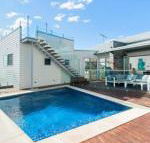 The Lookout Ultra Modern  Luxurious - Accommodation Redcliffe