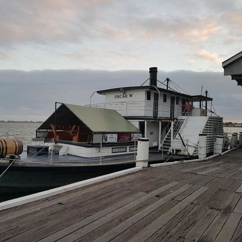 La Maison Riviere THE RIVER HOUSE Bed & Breakfast - Accommodation Redcliffe 3