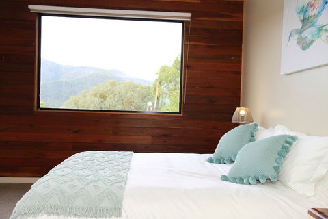 Woollybutt - Accommodation Redcliffe 0