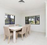 Ocean to Beach Luxury Hide Away - Accommodation Redcliffe